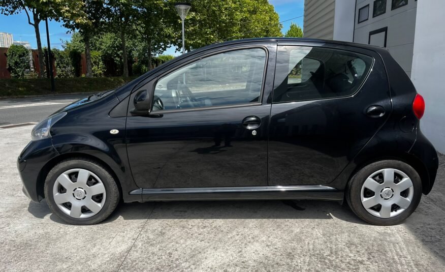 TOYOTA Aygo 1.0 VVTi