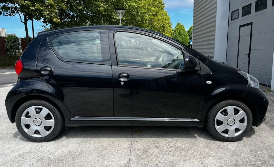 TOYOTA Aygo 1.0 VVTi