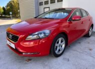 VOLVO V40 D3 Momentum Auto