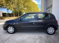 RENAULT Clio 1.2 16V Authentique