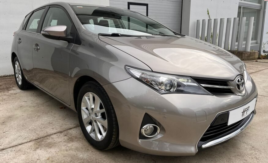 TOYOTA Auris 120D Active+ Look+ Comfort