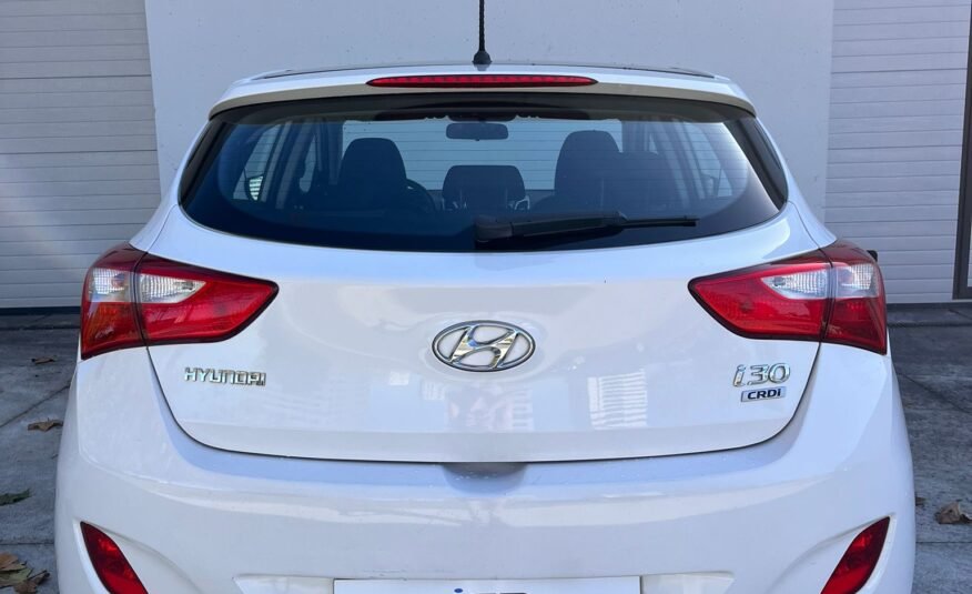 HYUNDAI i30 1.6 CRDi Tecno