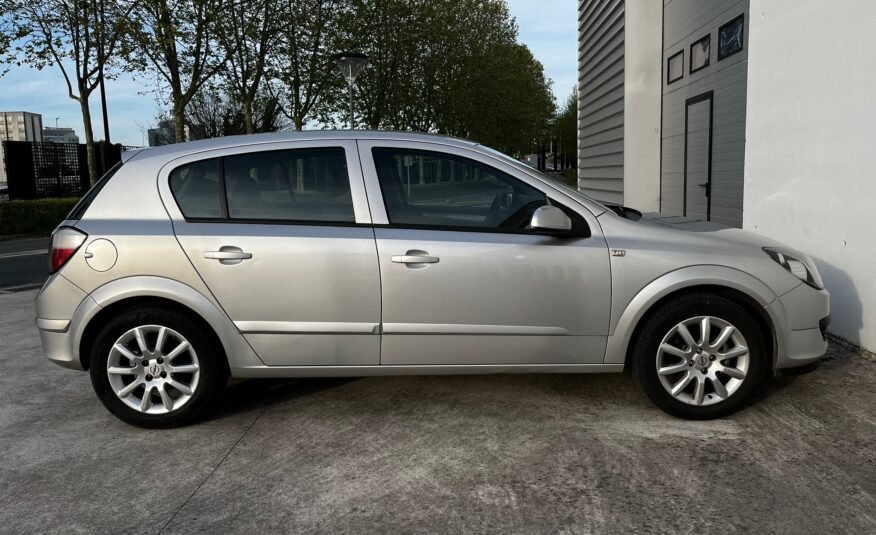 OPEL Astra 1.6 Twinport