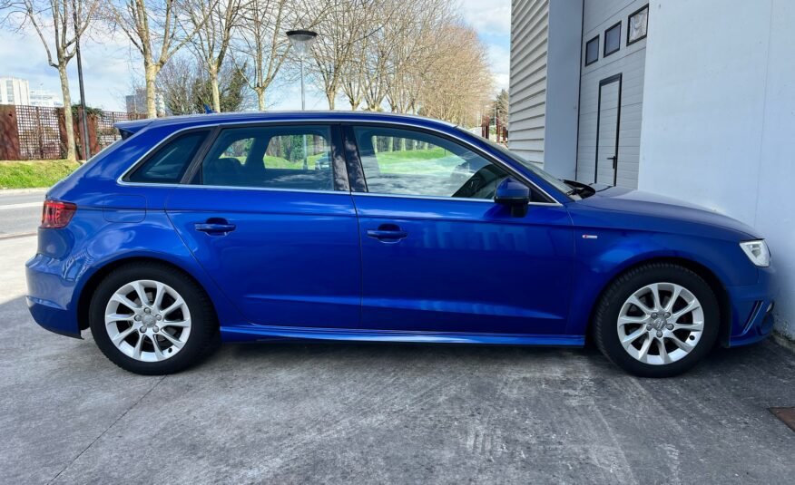 AUDI A3 Sportback 1.6 TDi S-Tronic S-Line