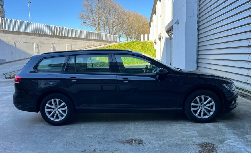 VOLKSWAGEN Passat Variant 2.0 TDI EDITION
