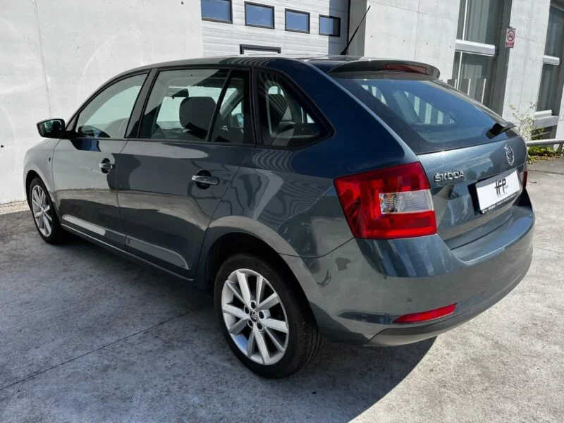 SKODA SPACEBACK 1.6 TDI AMBITION DSG-7