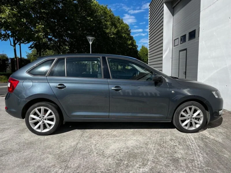 SKODA SPACEBACK 1.6 TDI AMBITION DSG-7