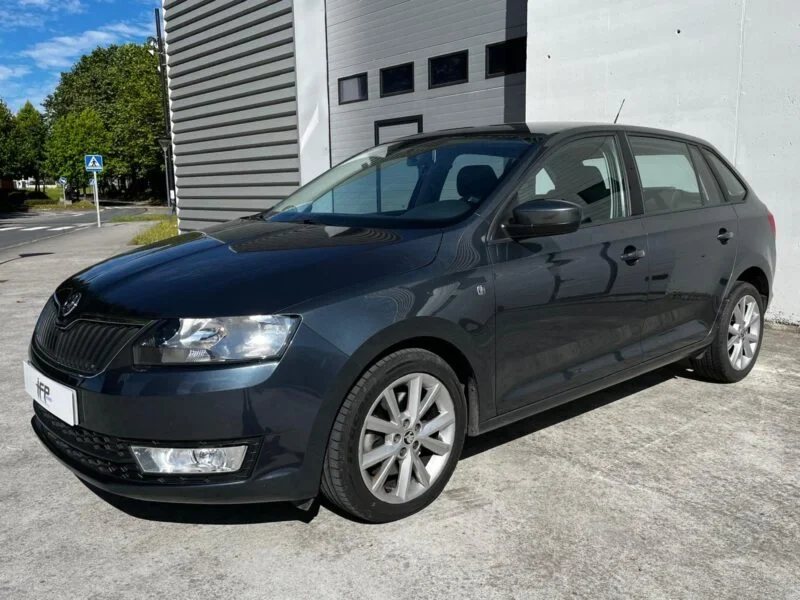 SKODA SPACEBACK 1.6 TDI AMBITION DSG-7