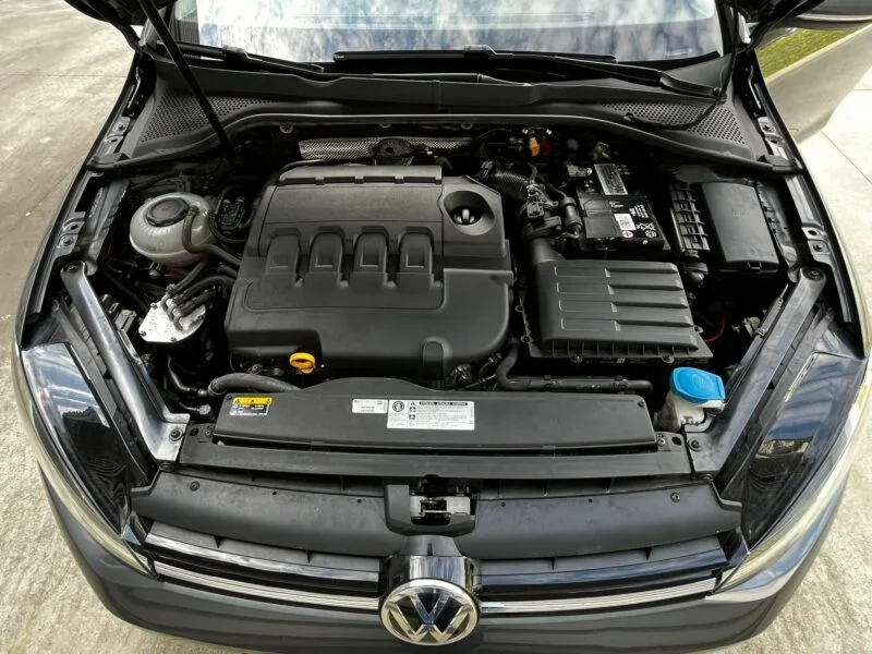 VOLKSWAGEN GOLF VARIANT 1.6 TDI LAST EDITION BMT