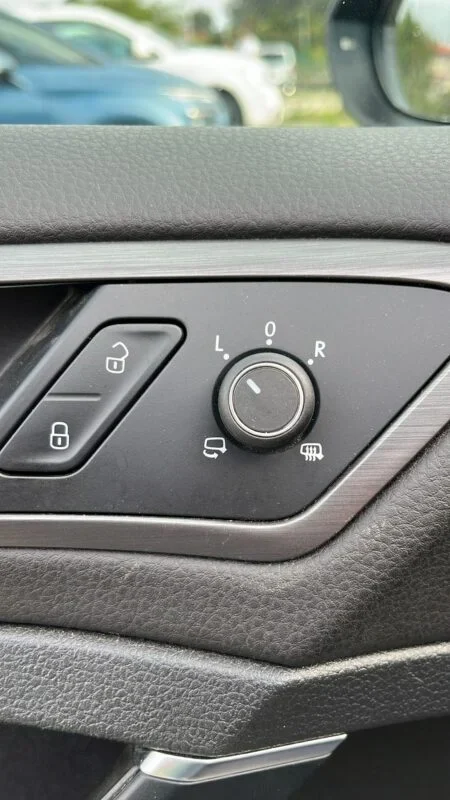 VOLKSWAGEN GOLF VARIANT 1.6 TDI ADVANCE BMT