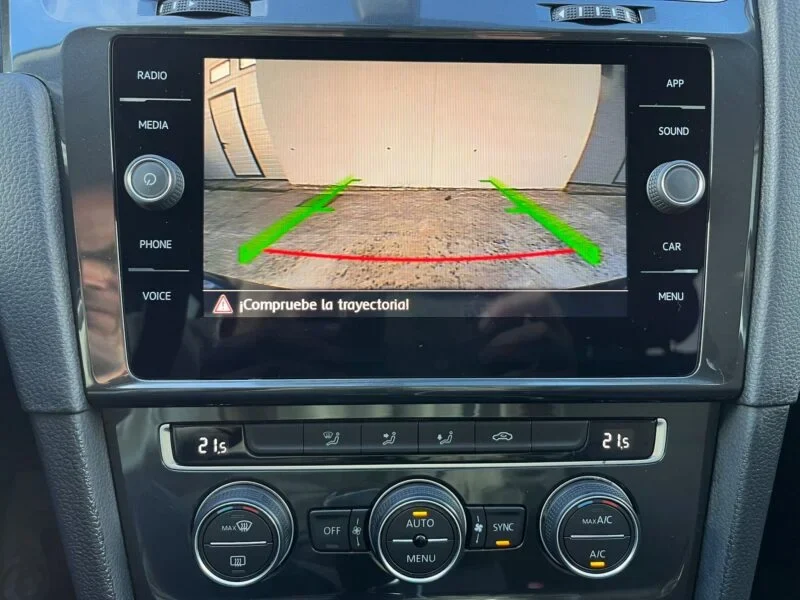 VOLKSWAGEN GOLF VARIANT 1.6 TDI ADVANCE BMT