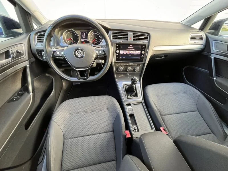 VOLKSWAGEN GOLF VARIANT 1.6 TDI ADVANCE BMT