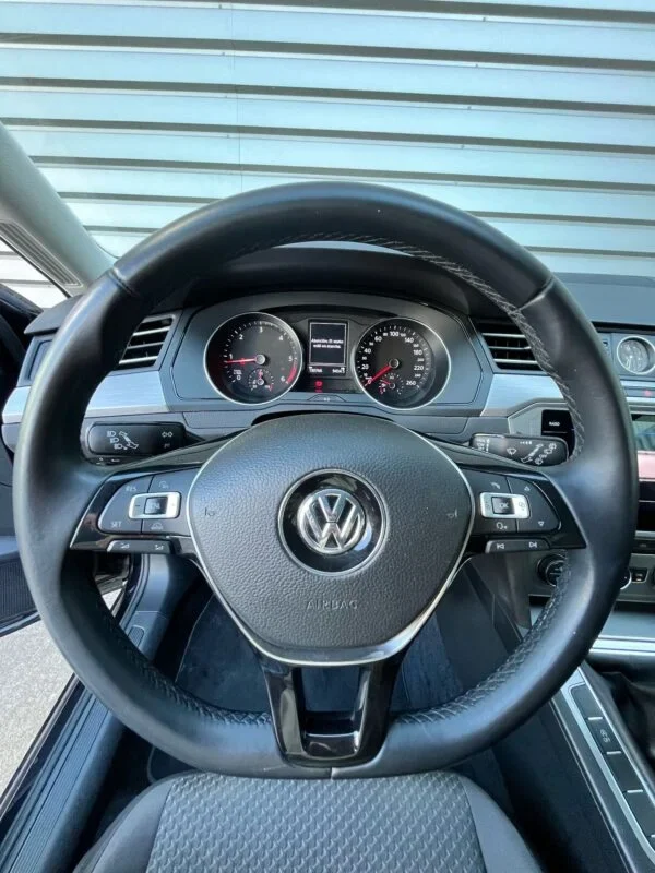 VOLKSWAGEN PASSAT VARIANT 2.0 TDI EDITION