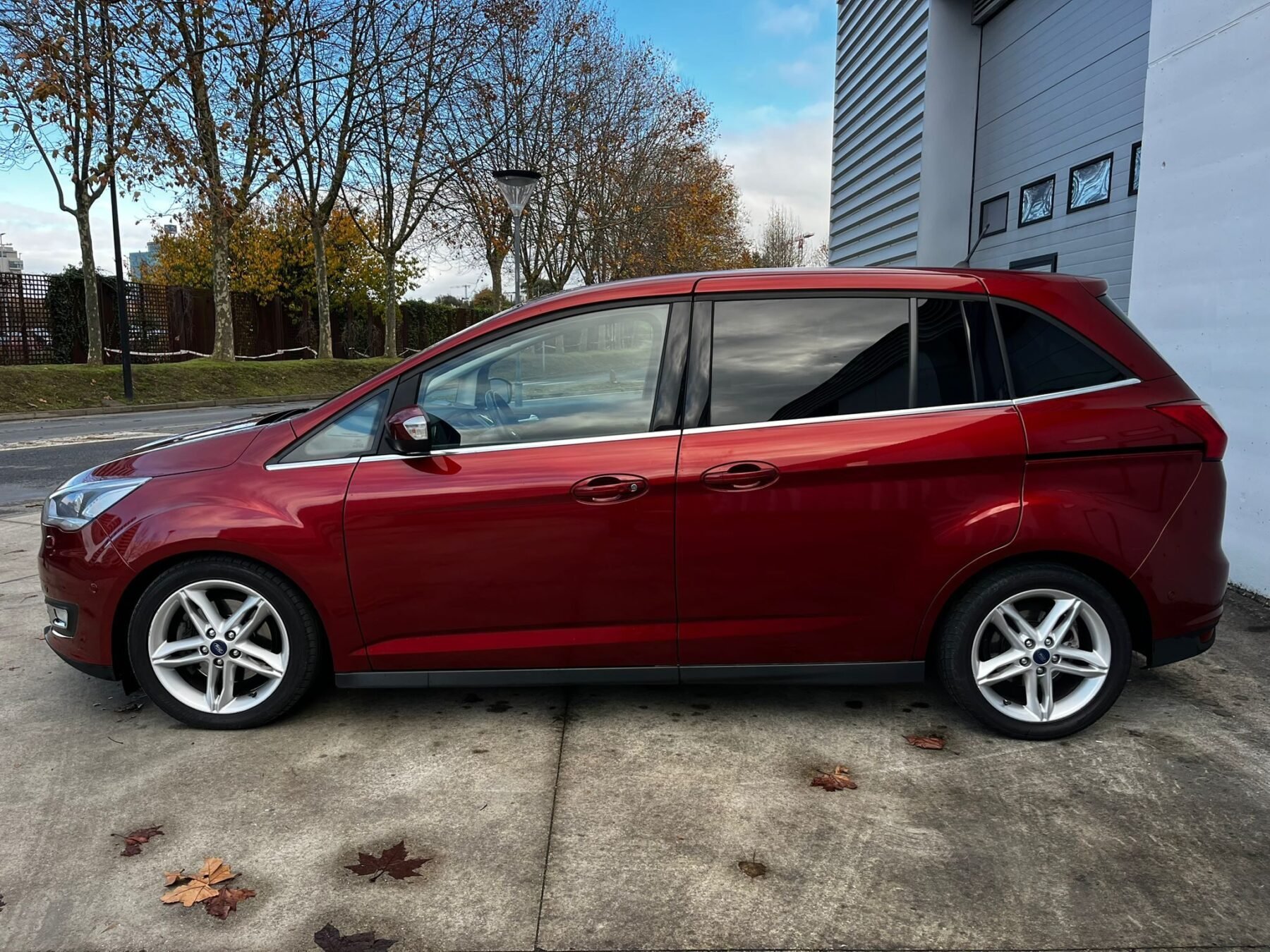FORD GRAND C-MAX 1.5 TDCi Titanium
