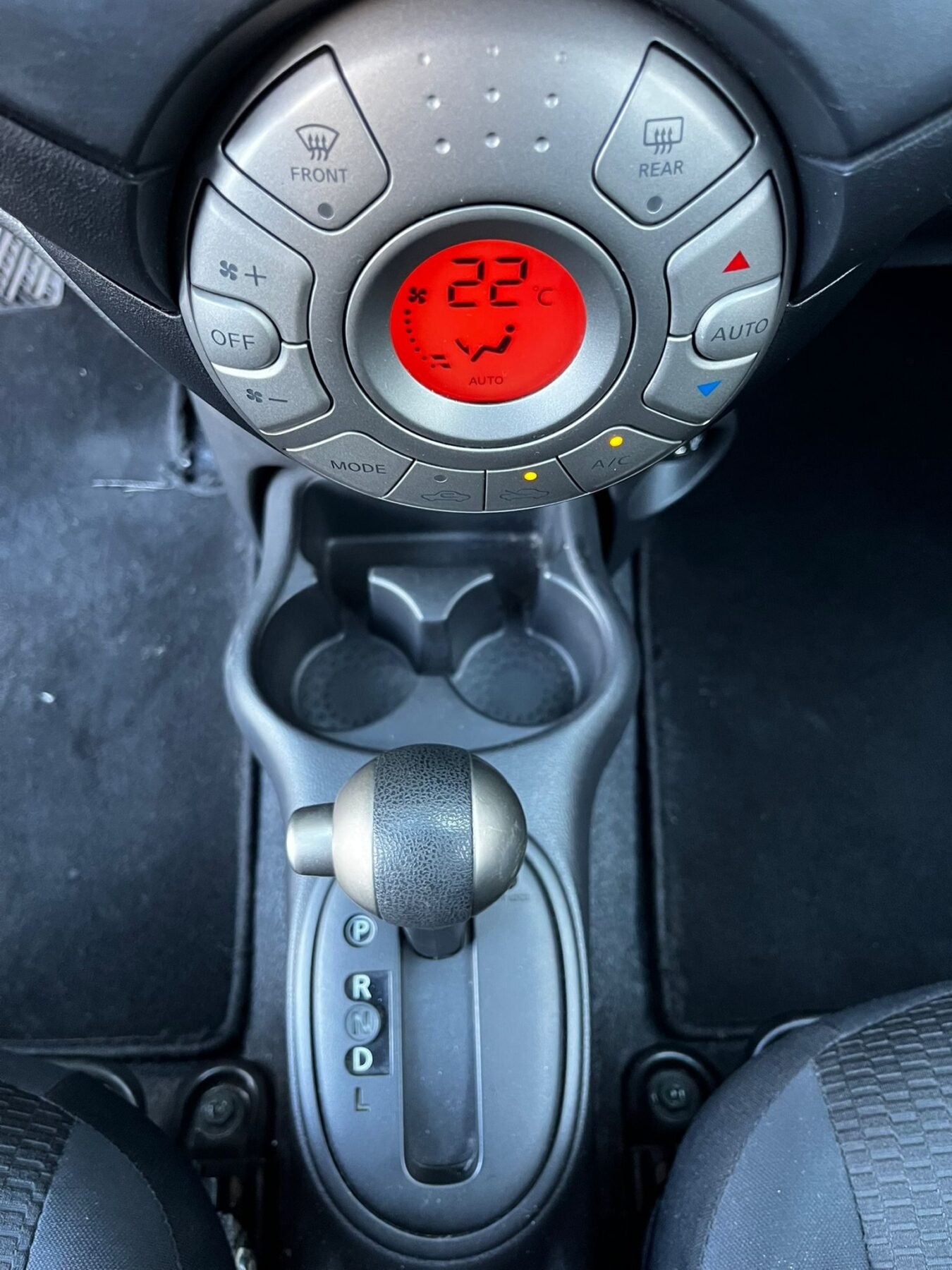 NISSAN Micra 1.2 Tekna CVT Auto.