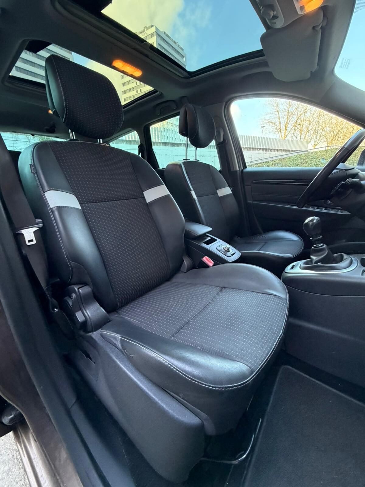 RENAULT Grand Scenic 7 plazas 1.6 DCi Dynamique