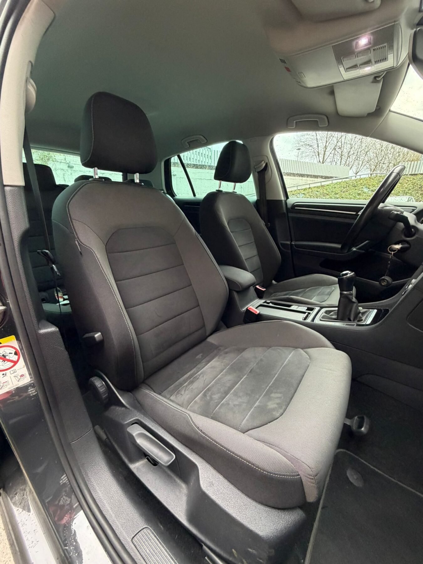 VOLKSWAGEN GOLF 1.0 TSi Sport