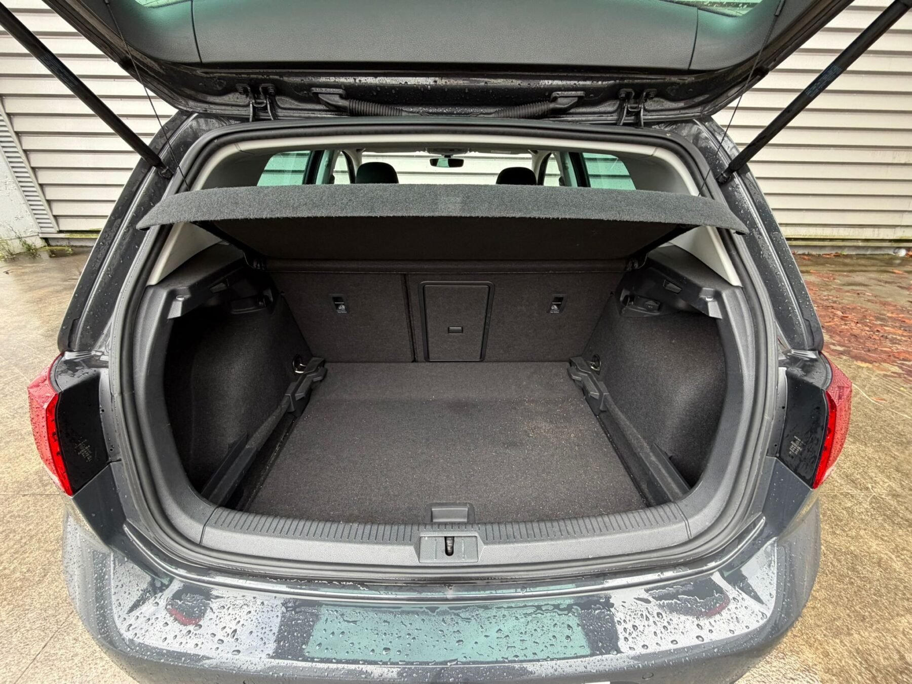 VOLKSWAGEN GOLF 1.0 TSi Sport