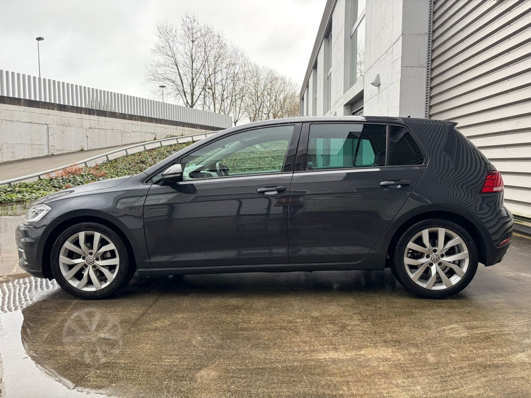 VOLKSWAGEN GOLF 1.0 TSi Sport