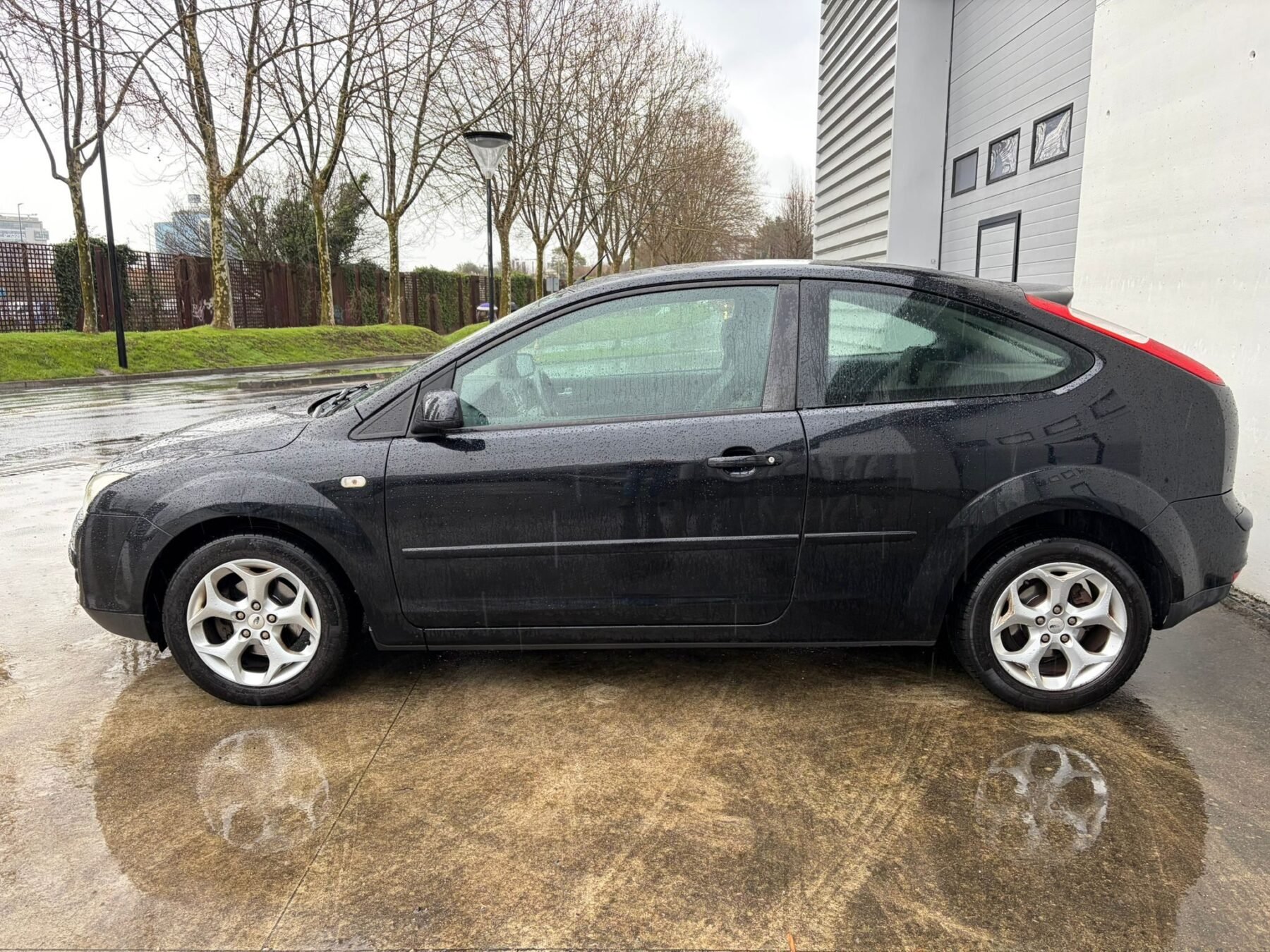 FORD FOCUS 3P. 1.6i Trend