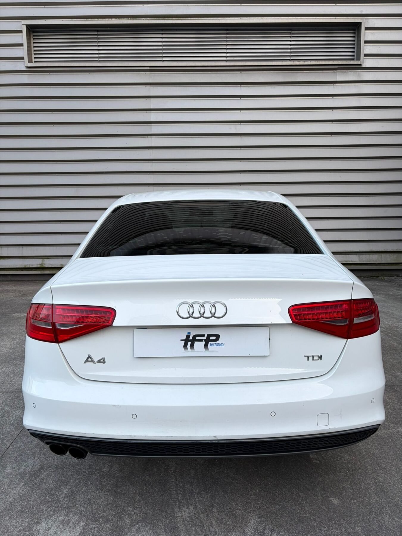 AUDI A4 2.0 TDi S-Line Edition