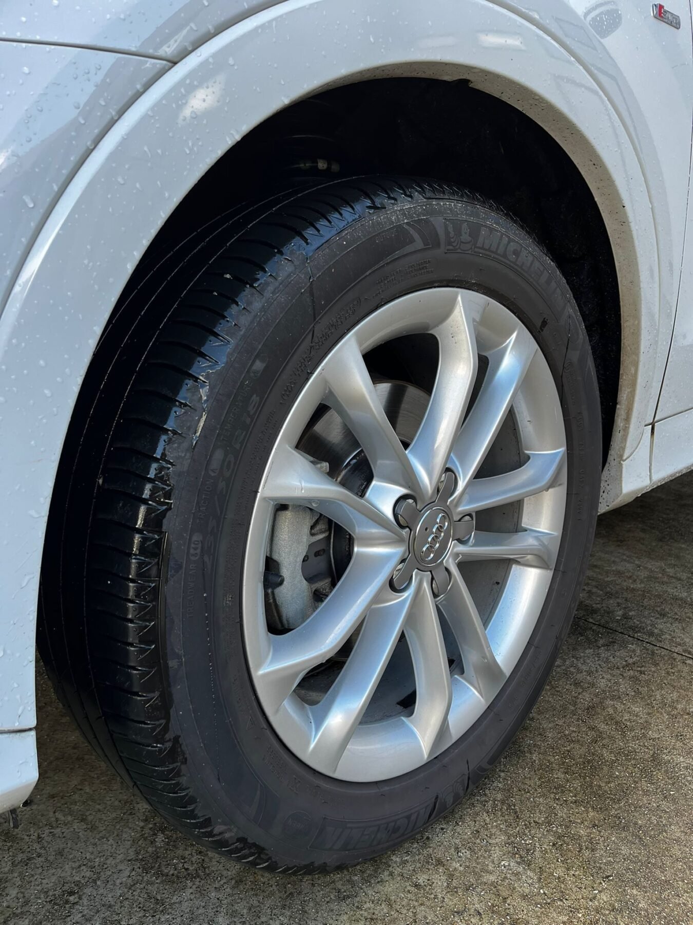 AUDI Q3 2.0 TDi Sport 