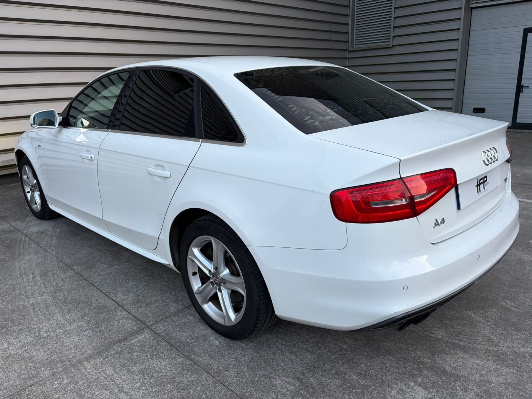 AUDI A4 2.0 TDi S-Line Edition