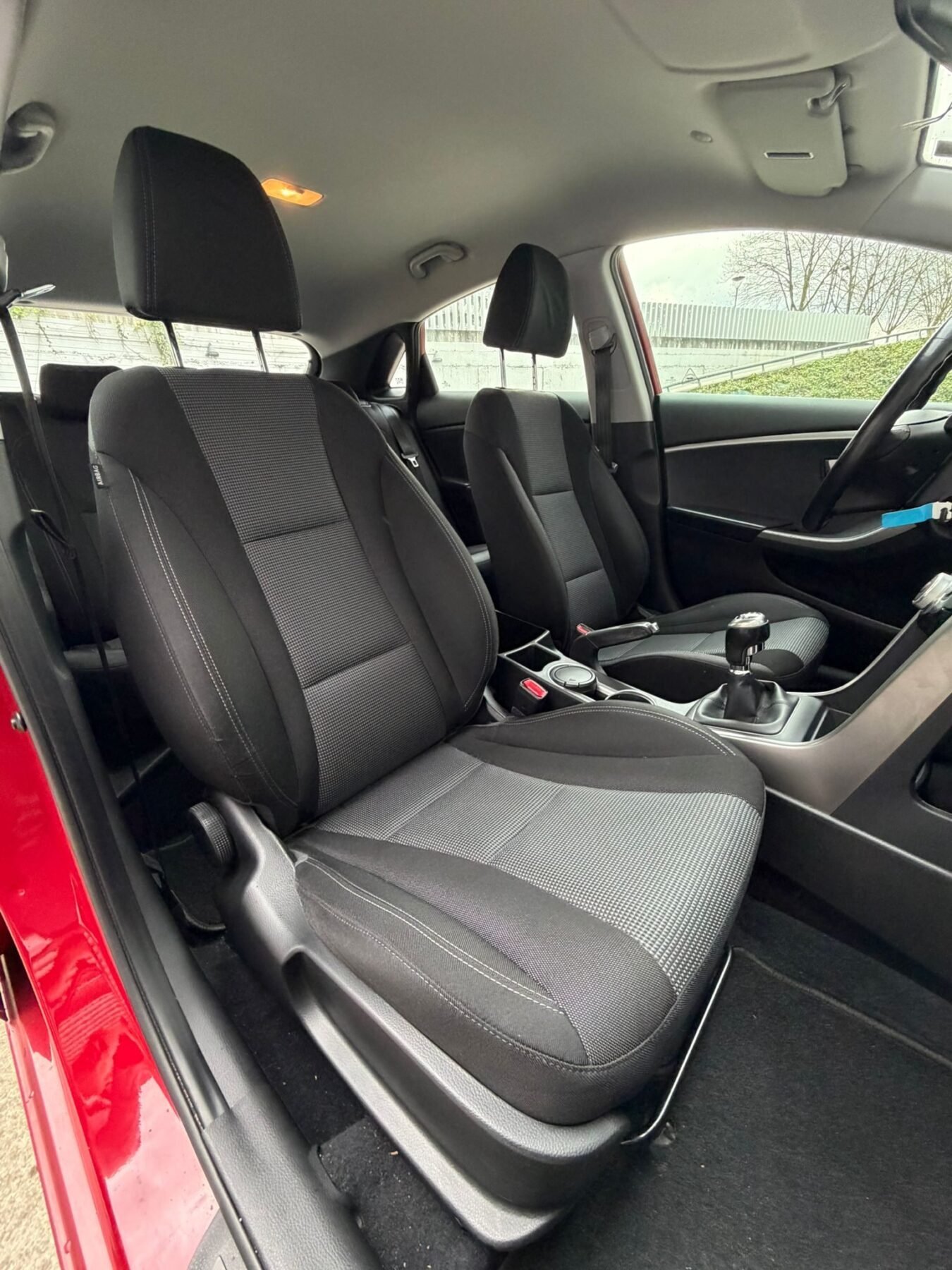 HYUNDAI i30 1.4 City S