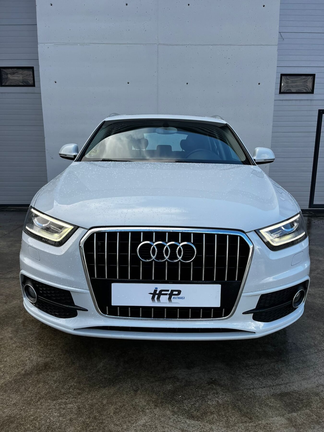 AUDI Q3 2.0 TDi Sport 