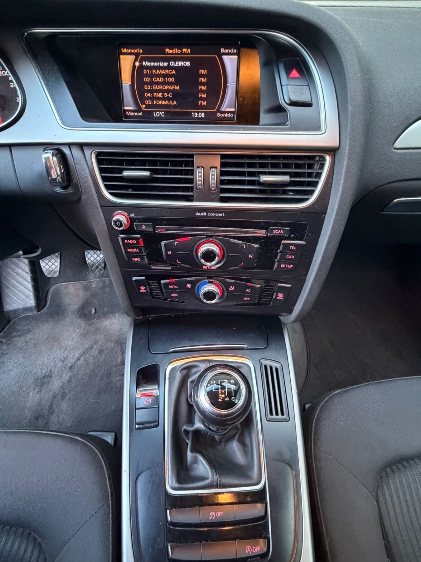 AUDI A4 2.0 TDi S-Line Edition