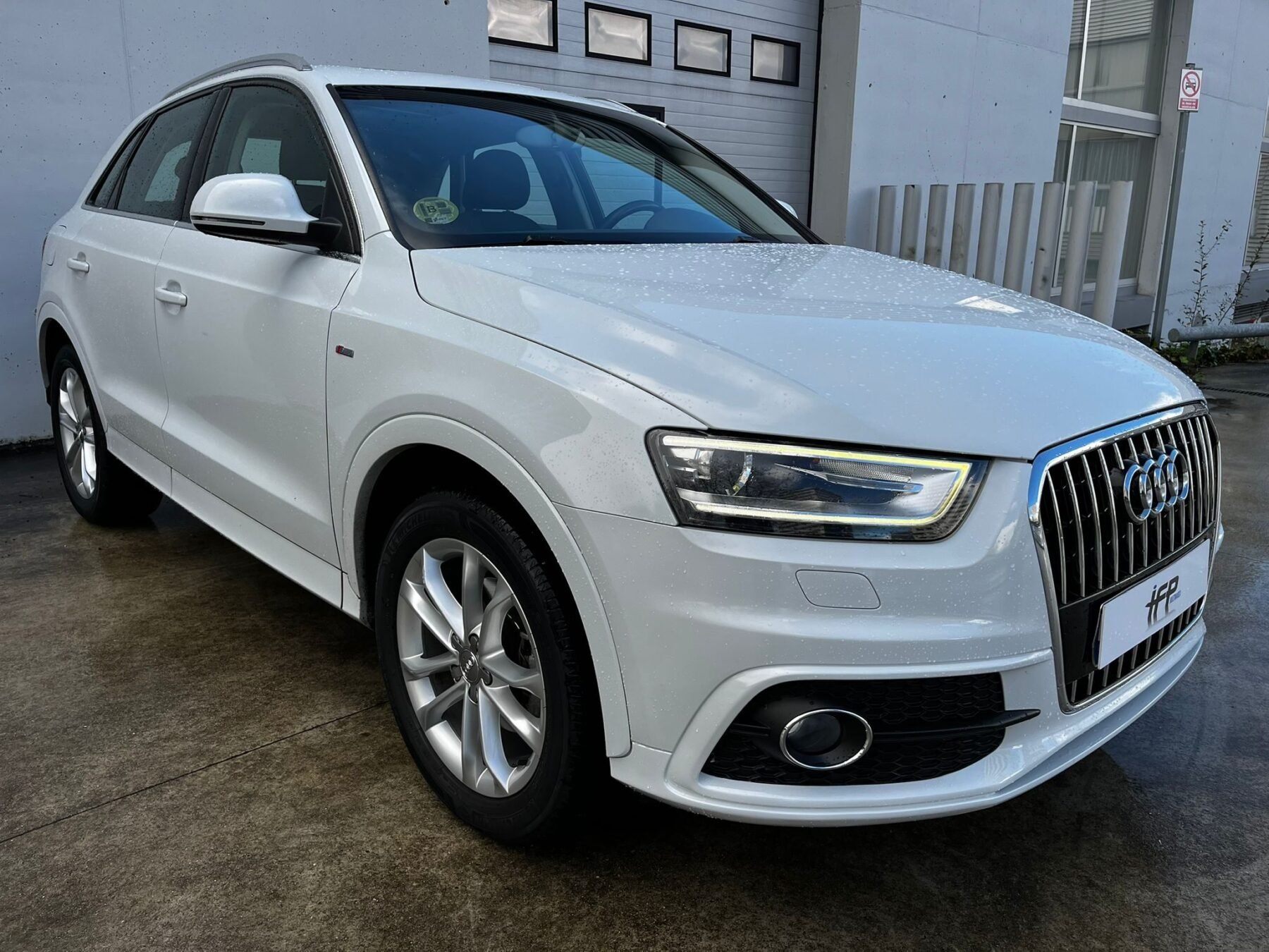 AUDI Q3 2.0 TDi Sport 