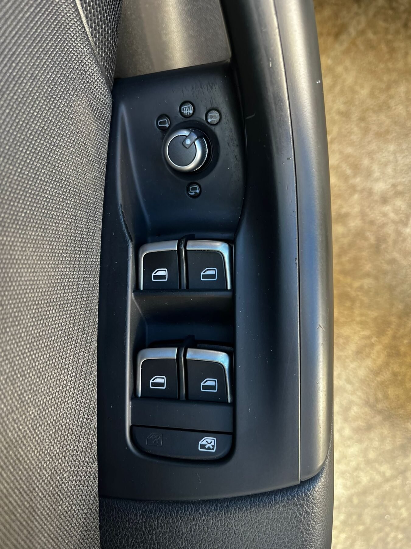 AUDI Q3 2.0 TDi Sport 