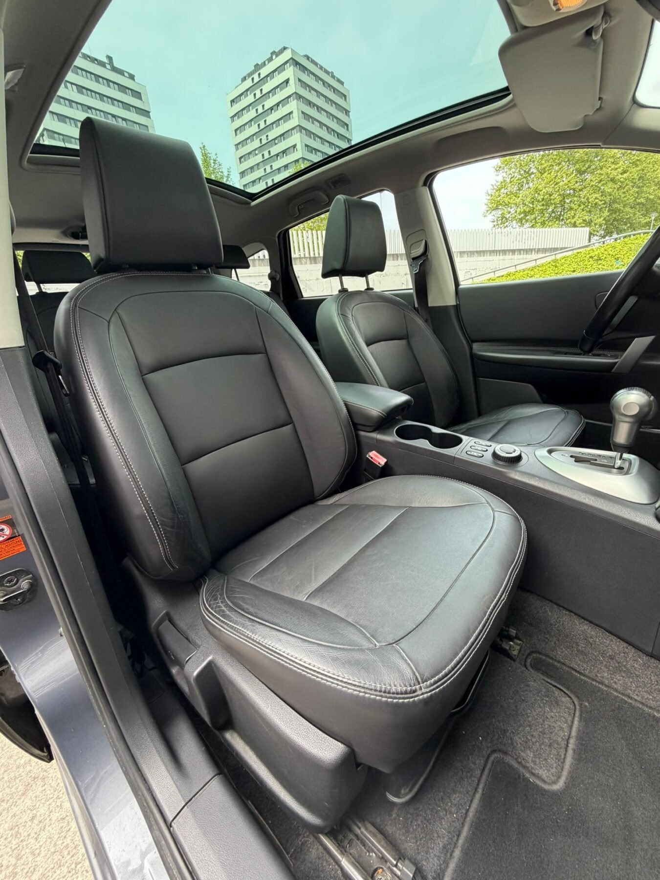 NISSAN Qashqai +2 2.0i Tekna Sport CVT 4X4