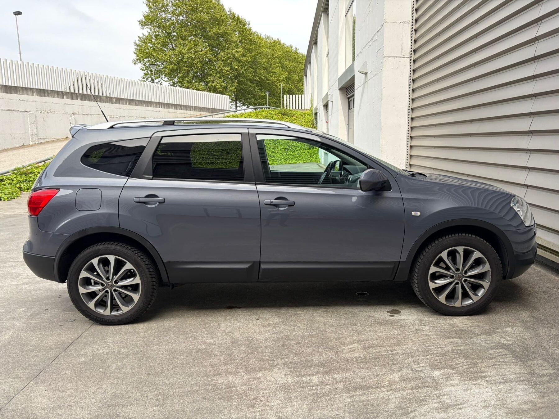 NISSAN Qashqai +2 2.0i Tekna Sport CVT 4X4