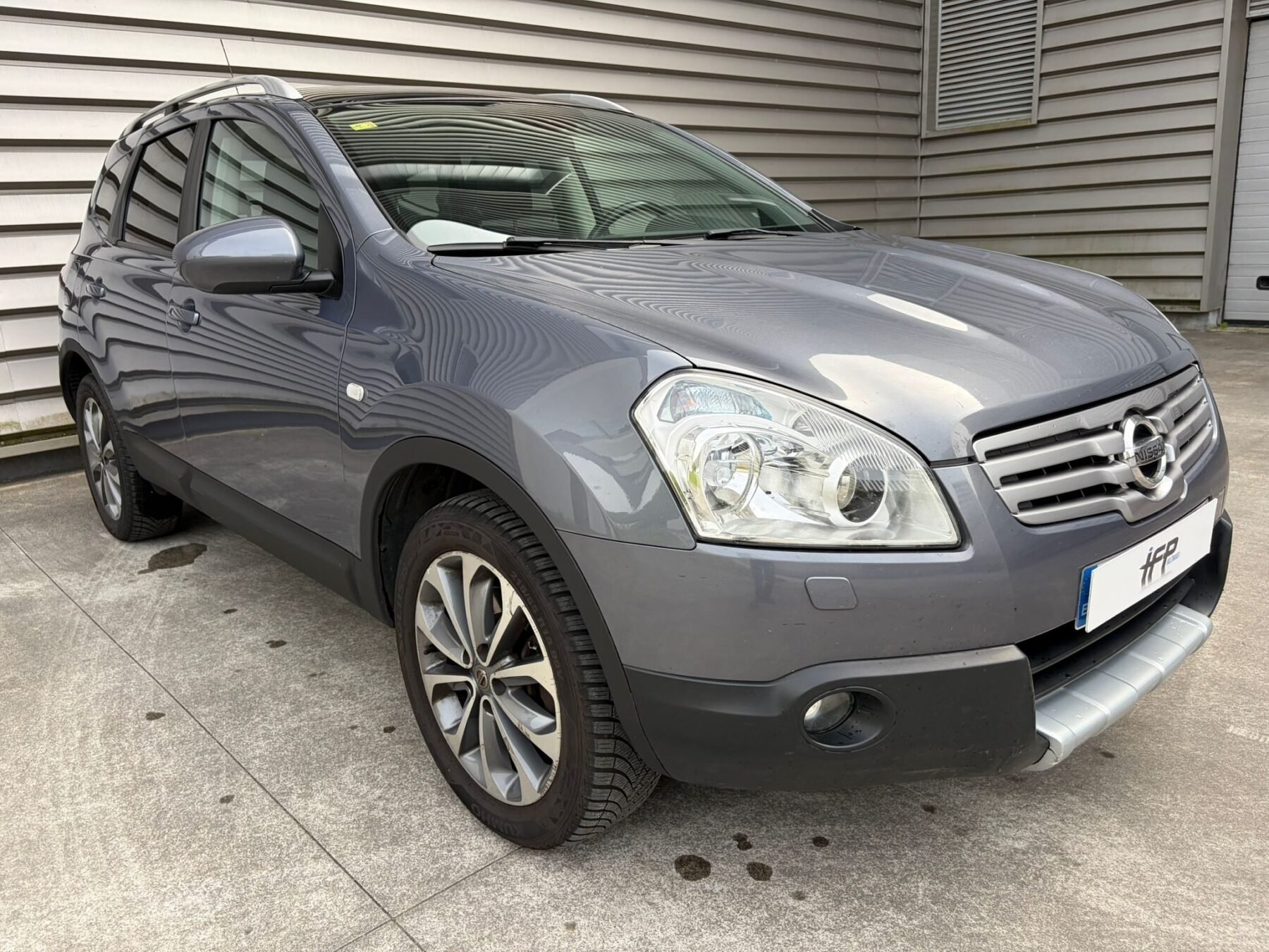 NISSAN Qashqai +2 2.0i Tekna Sport CVT 4X4