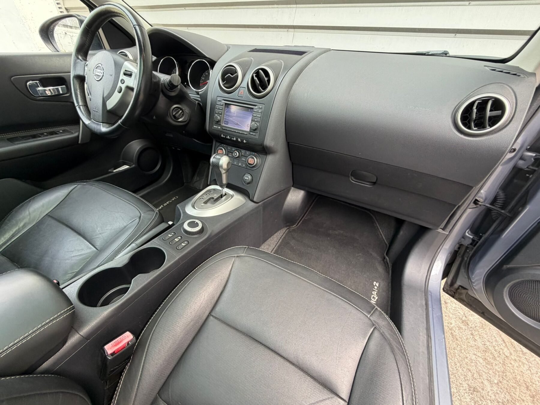 NISSAN Qashqai +2 2.0i Tekna Sport CVT 4X4