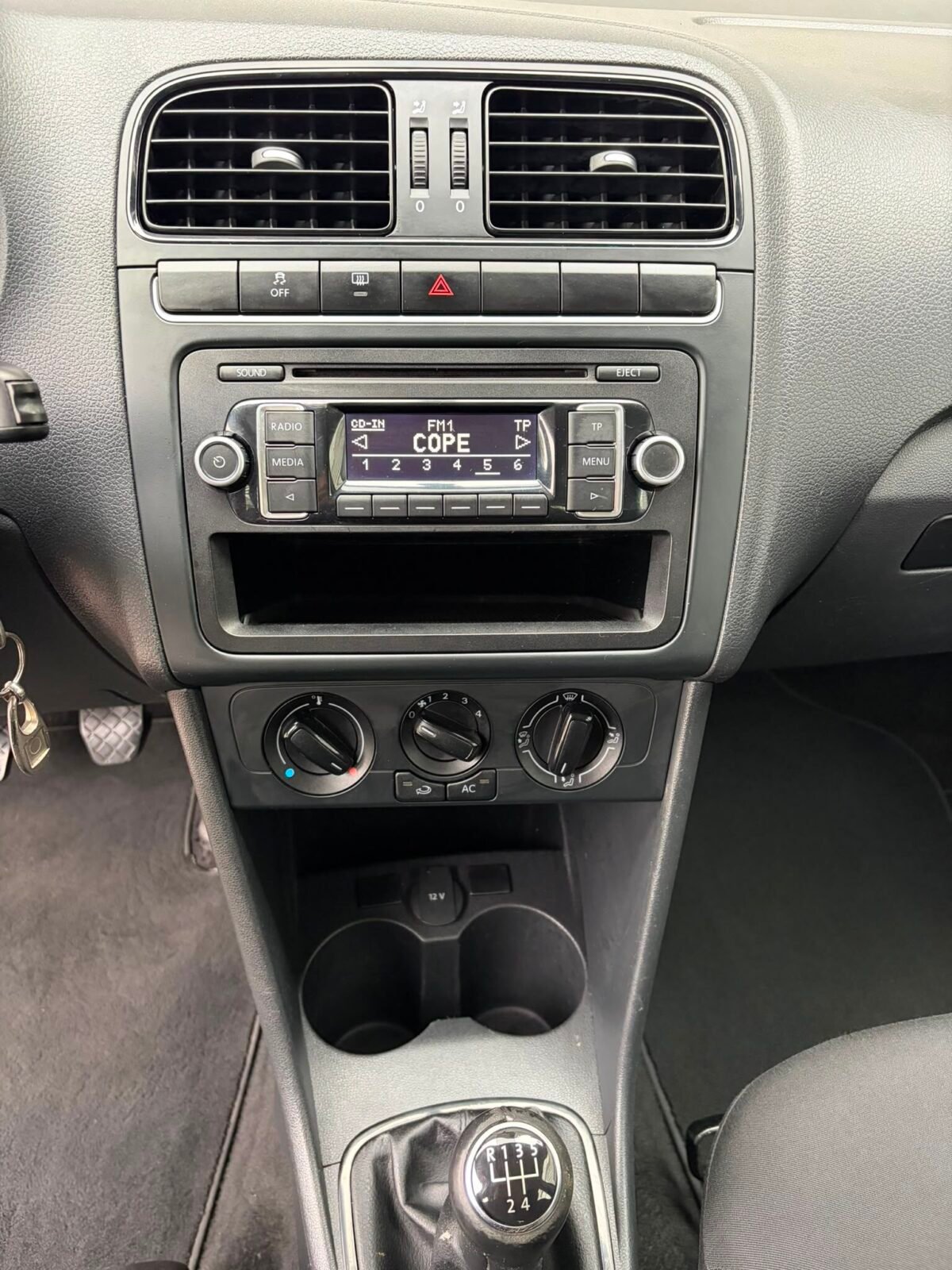 VOLKSWAGEN POLO 1.6 TDi Trend