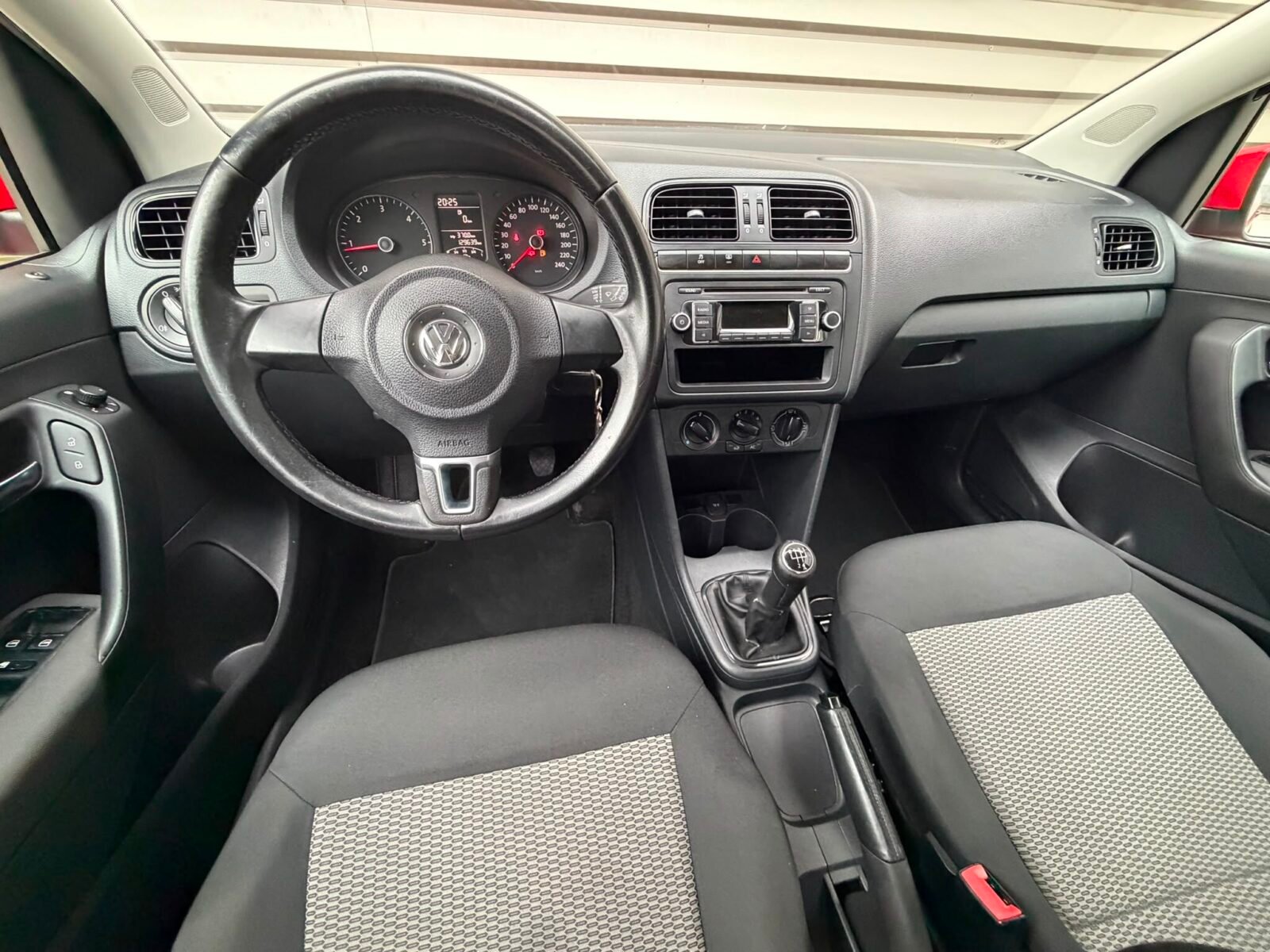 VOLKSWAGEN POLO 1.6 TDi Trend