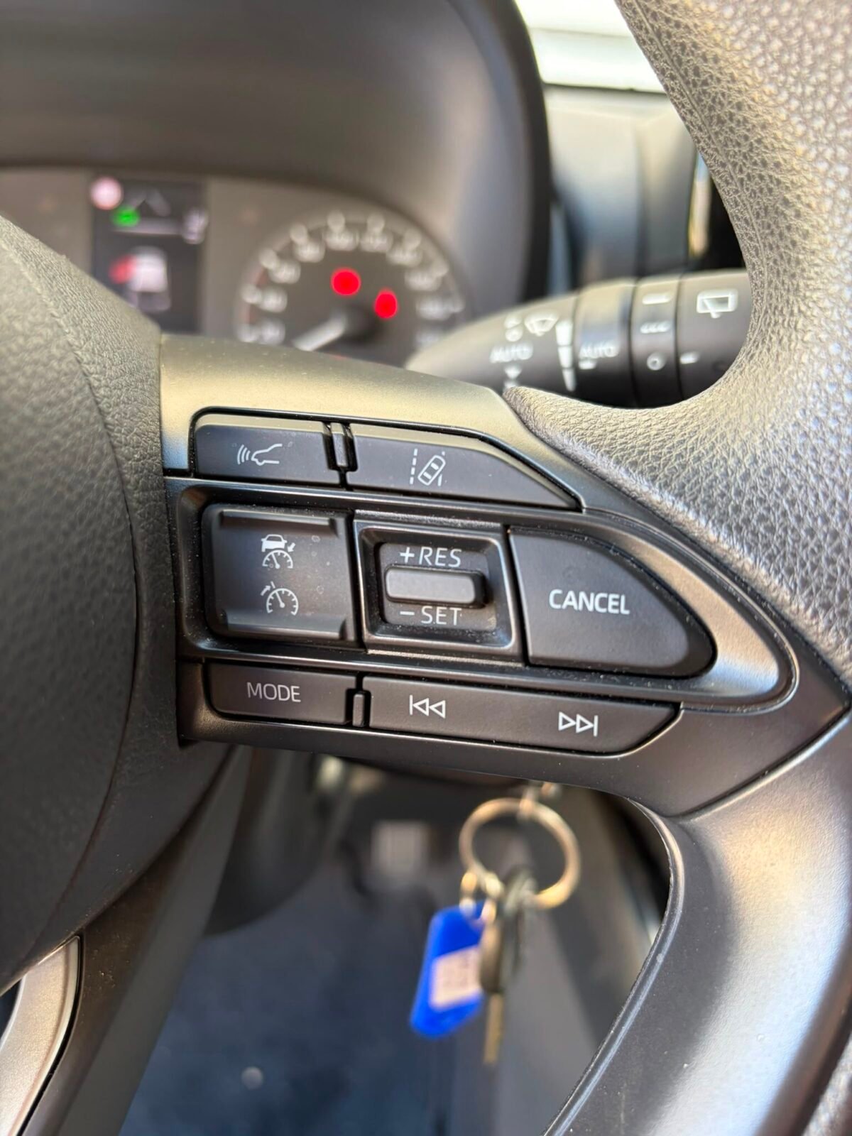 TOYOTA Yaris 1.5 120H Business Plus