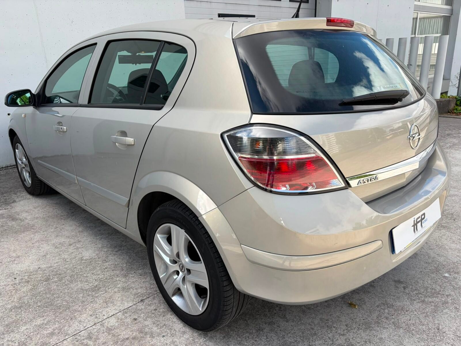 OPEL ASTRA 1.6 16V Energy