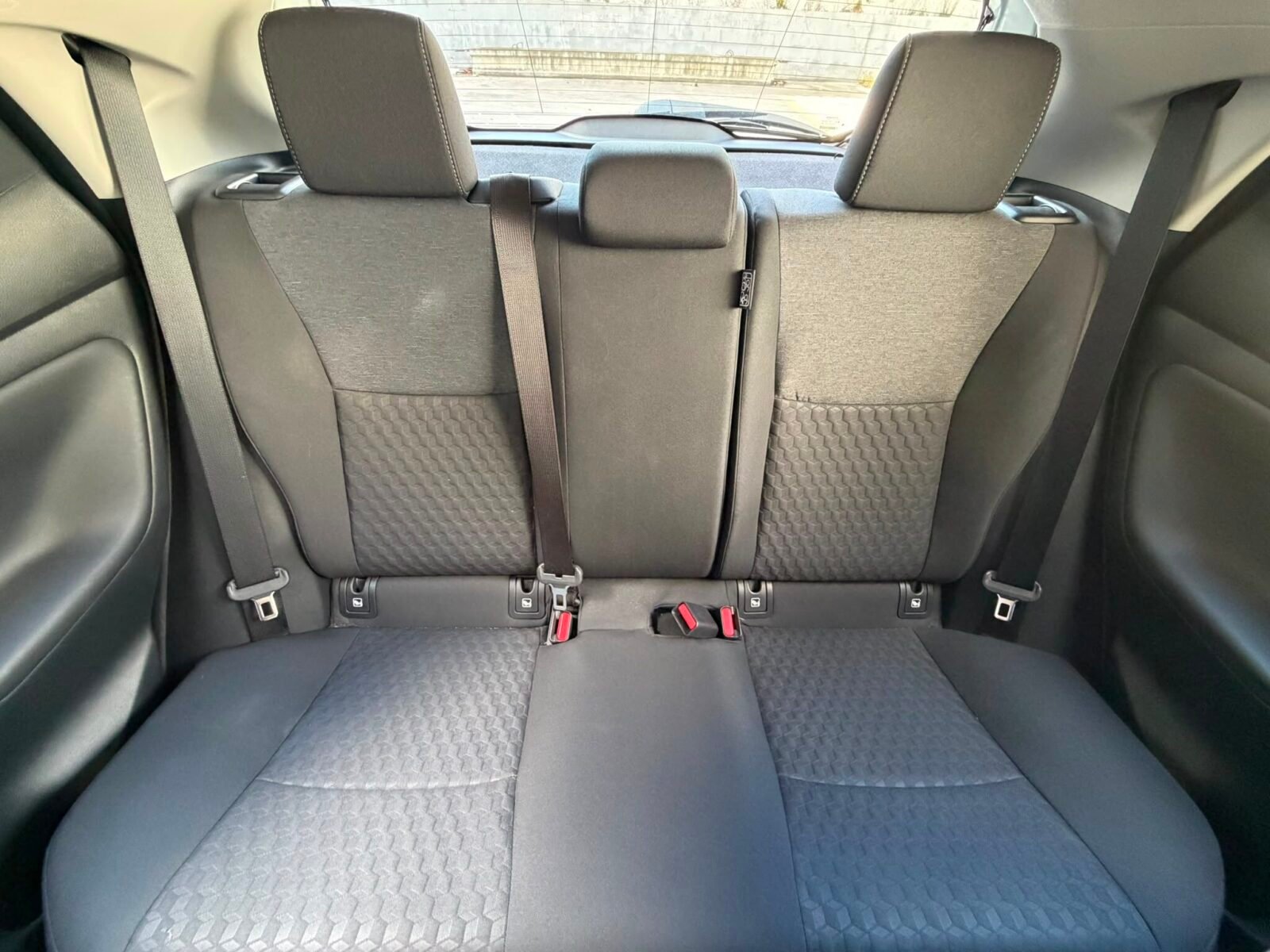 TOYOTA Yaris 1.5 120H Business Plus