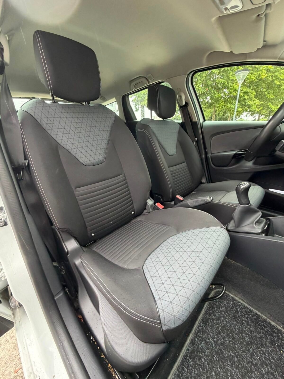 RENAULT CLIO IV SPORT TOURER 0.9 TCe Dynamique