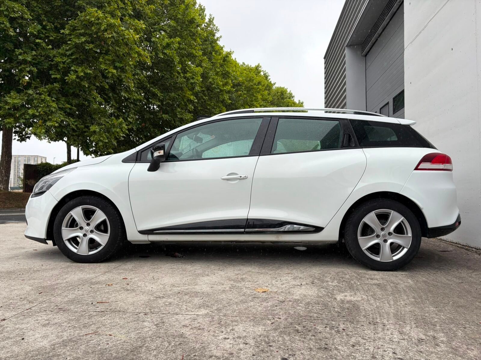 RENAULT CLIO IV SPORT TOURER 0.9 TCe Dynamique