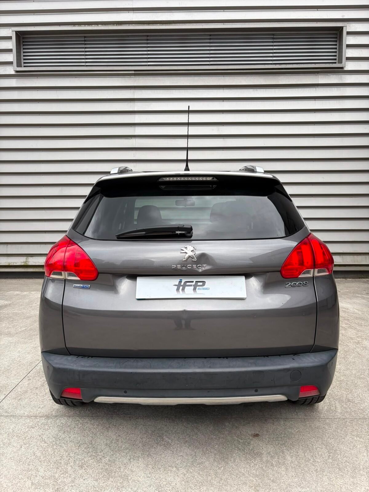 PEUGEOT 2008 1.6 HDi Style