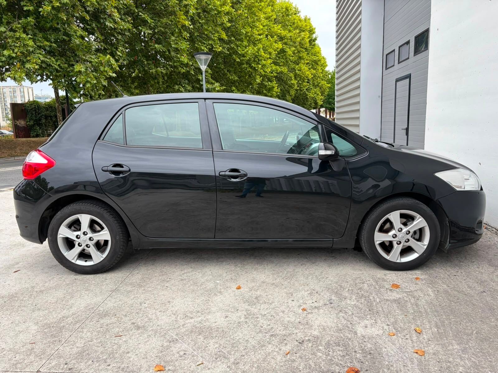 TOYOTA Auris 1.6 VVT-i Active+ Pack Connect Drive