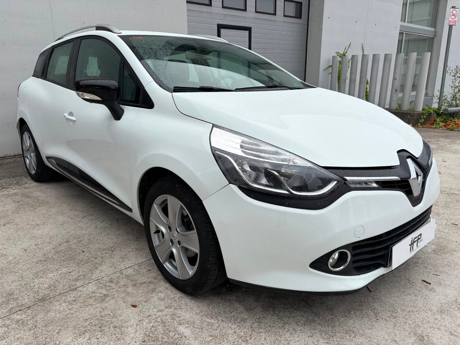 RENAULT CLIO IV SPORT TOURER 0.9 TCe Dynamique