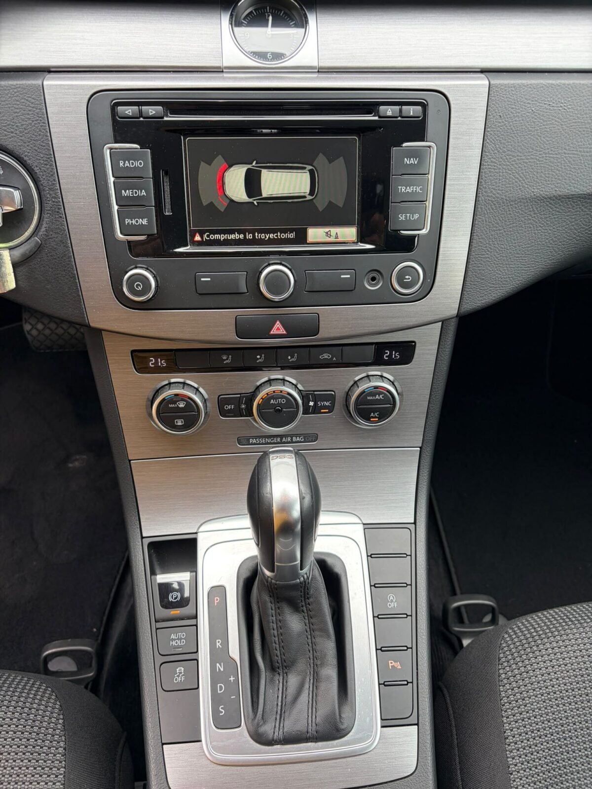 VOLKSWAGEN PASSAT VARIANT 2.0 TDi DSG Advance