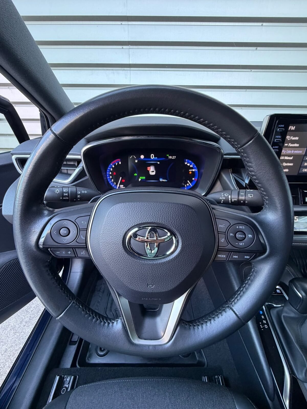 TOYOTA Corolla Touring Sports Style 180 H