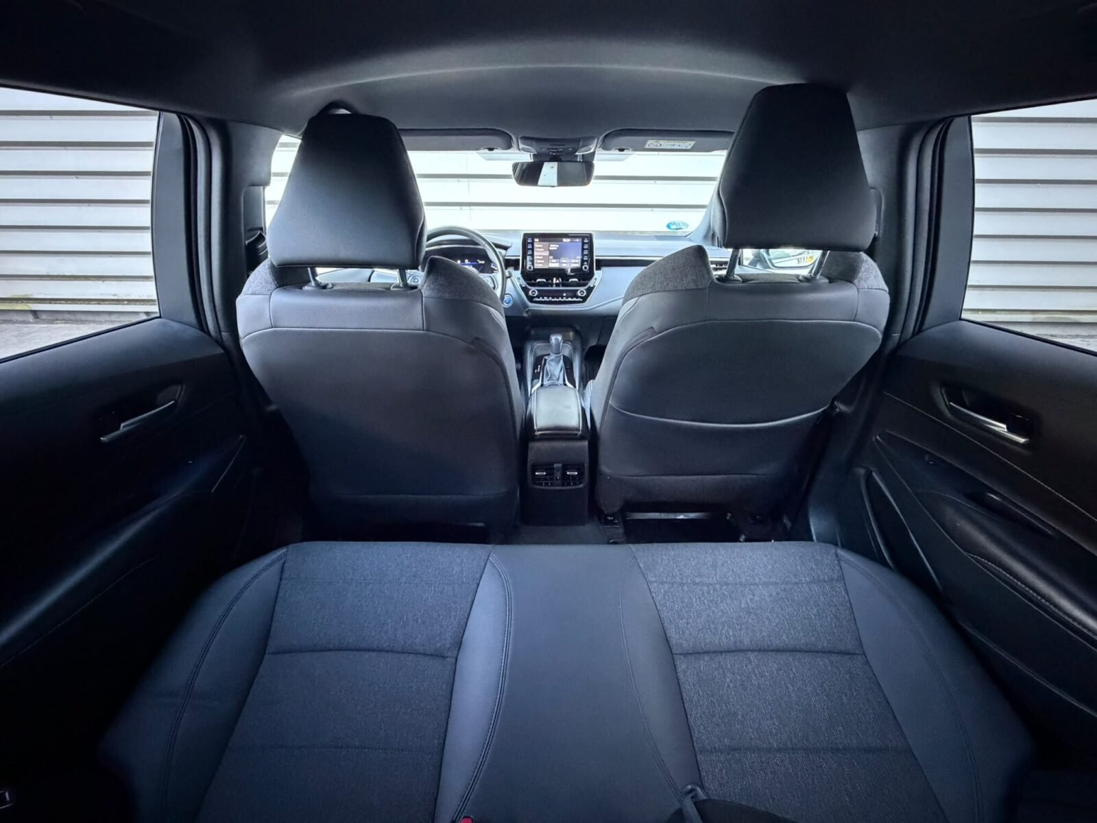 TOYOTA Corolla Touring Sports Style 180 H