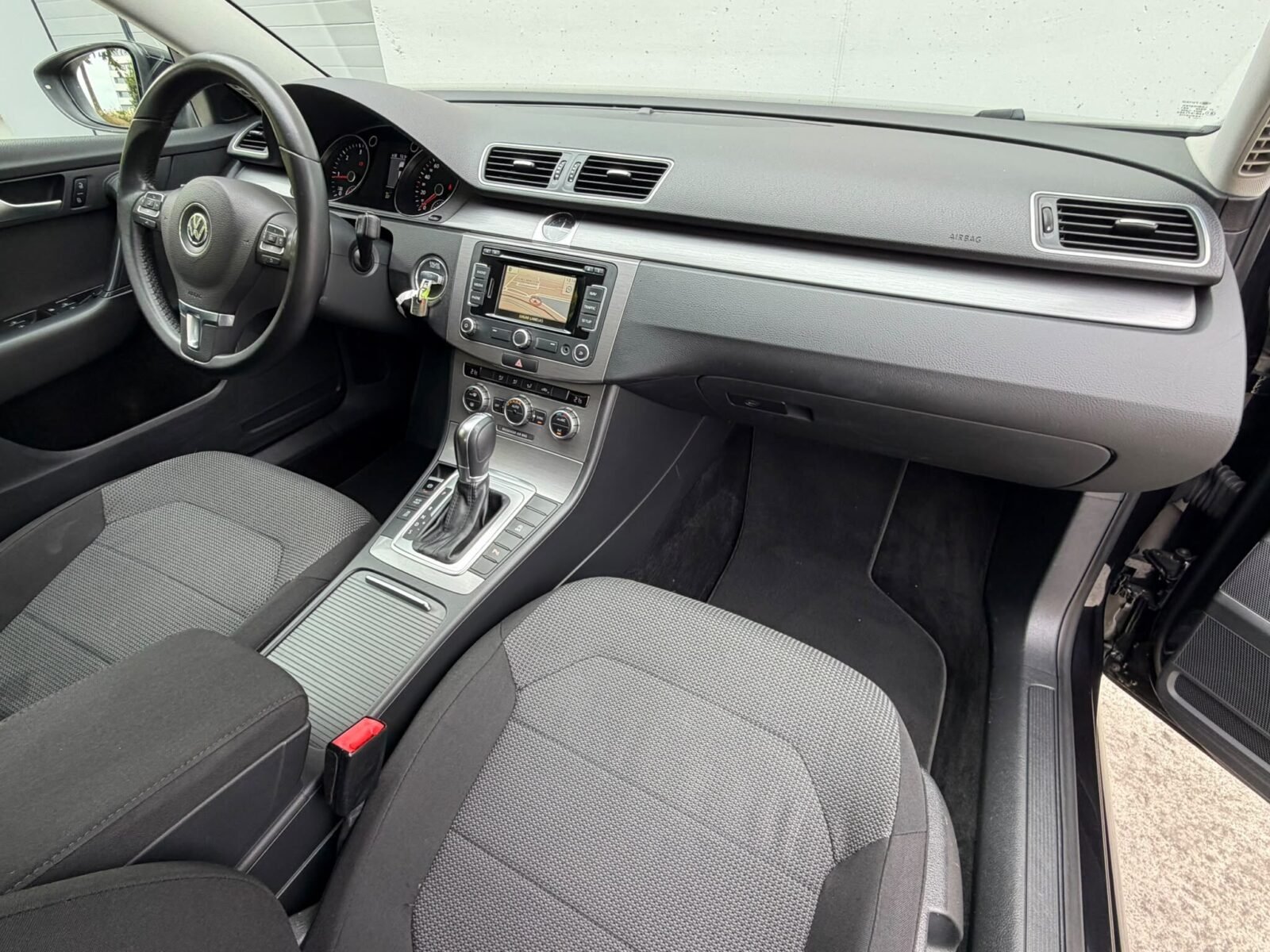 VOLKSWAGEN PASSAT VARIANT 2.0 TDi DSG Advance